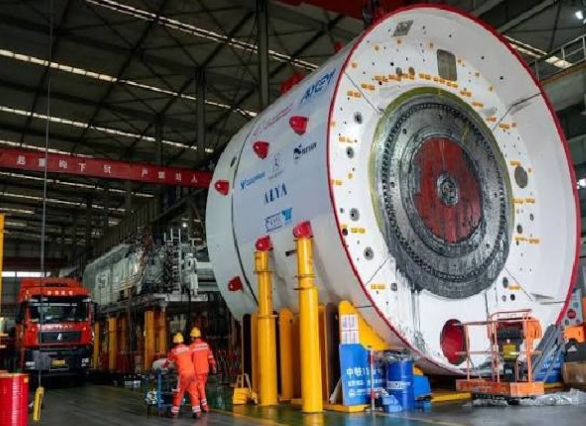 China unveiled ‘Xianglong’, a hybrid tunnelling machine